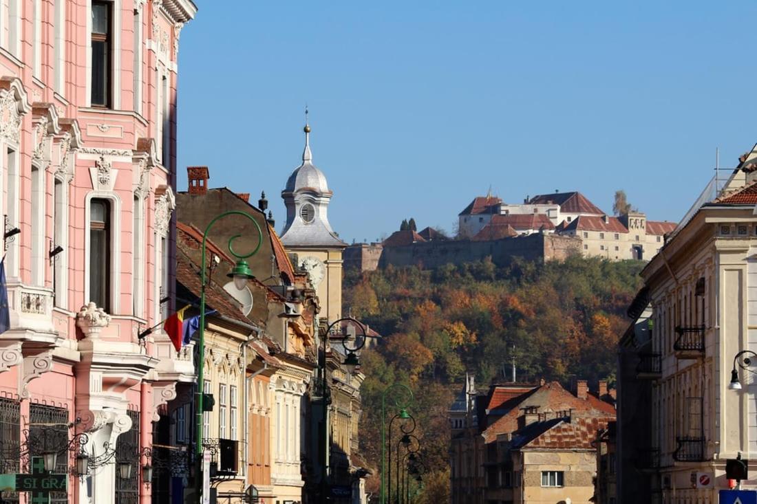 Select City Center Apartments Brasov Bagian luar foto