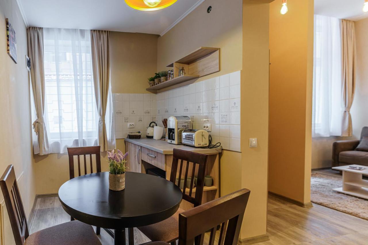 Select City Center Apartments Brasov Bagian luar foto