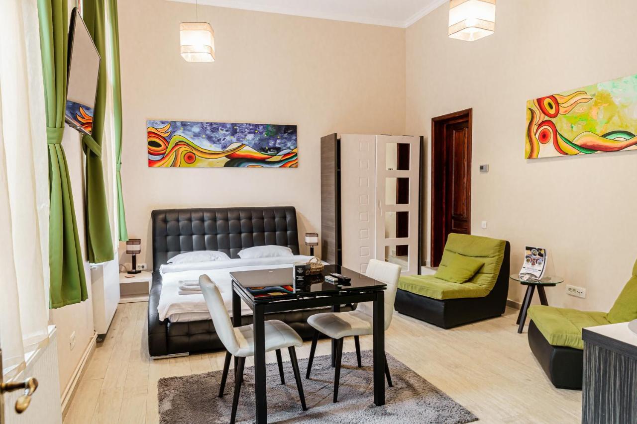 Select City Center Apartments Brasov Bagian luar foto